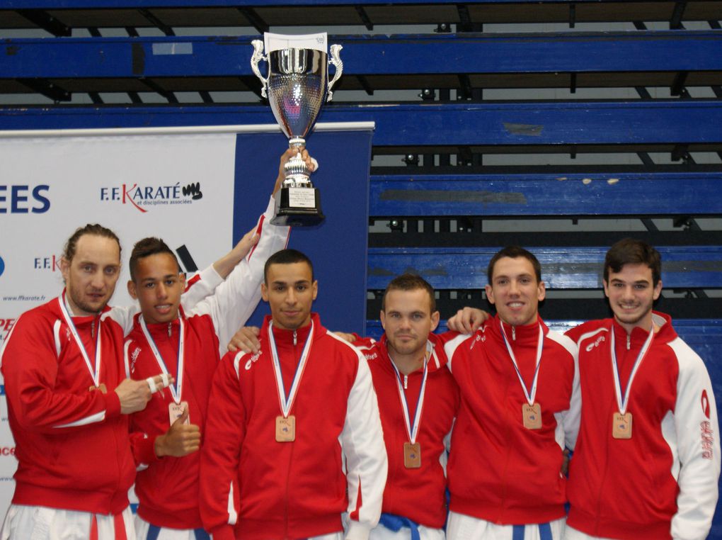 Médailles à foison pour le Sen No Sen Karaté - Photos : Sen No Sen Vénissieux Karaté